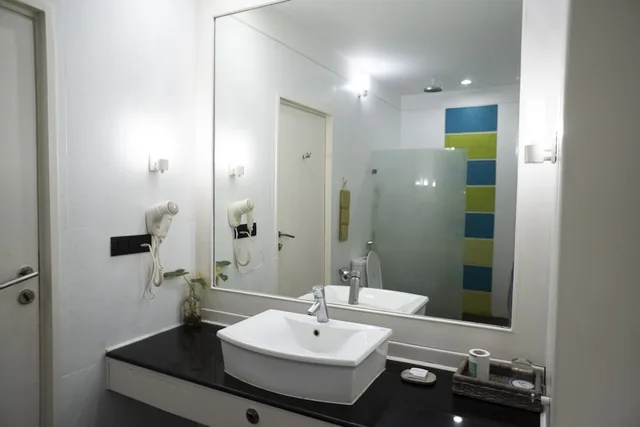 Superior, King Bed, Garden View, The Beach House Goa 8/9