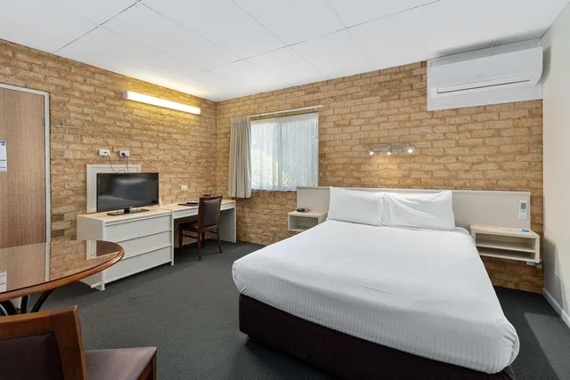غرفة قياسية بسرير كينج وسرير كوين، Quality Hotel Robertson Gardens 5/10