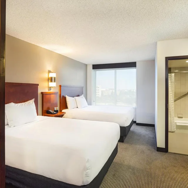 غرفة بسريرين كوين مع أريكة في طابق مرتفع، Hyatt Place Sacramento Roseville 3/5