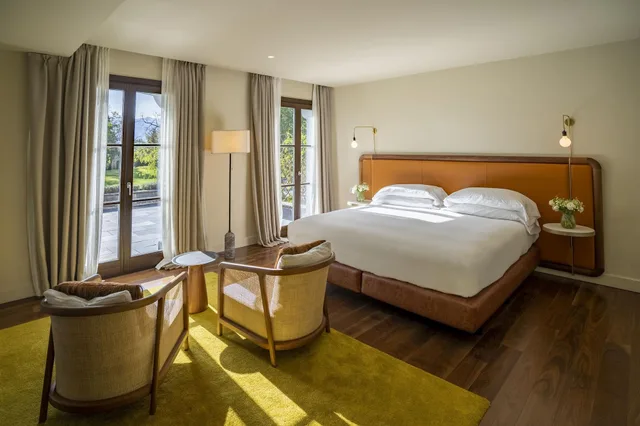 جناح جونيور بشرفة، Mercer Hotel Torre del Remei 2/4
