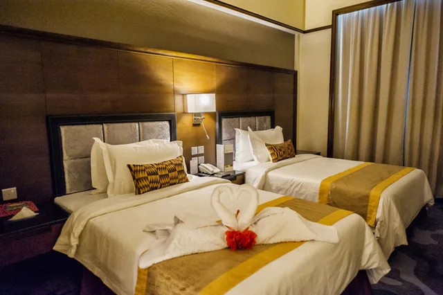 Superior, Twin Beds, Nu Hotel 1/2