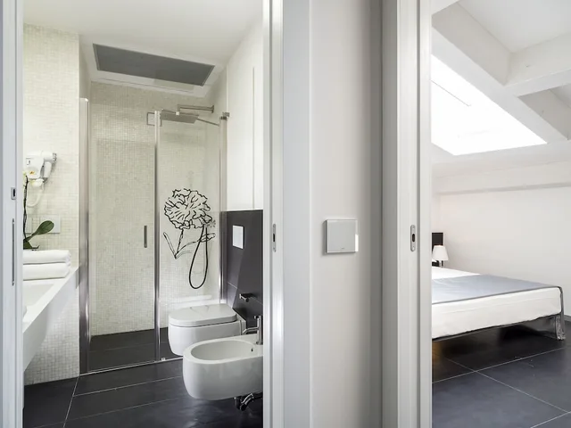 جناح بسرير كوين، DUOMO SUITES & SPA 4/6