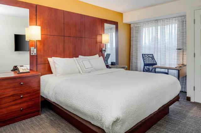 جناح بسريرين مزدوجين بغرفتي نوم، Residence Inn Portsmouth 1/2