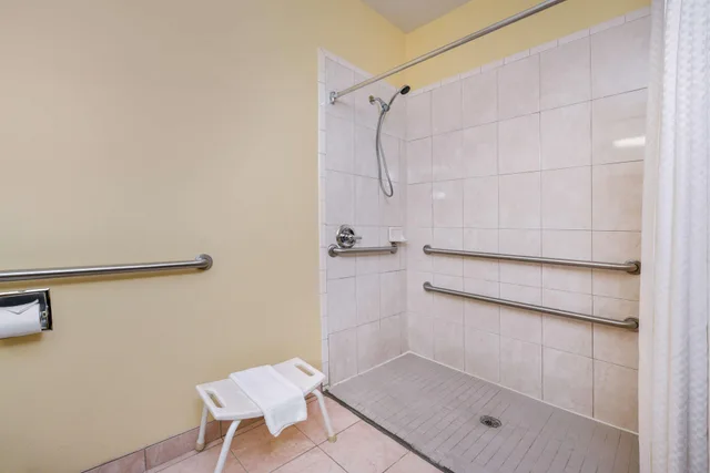 غرفة بسرير مزدوج لذوي الإعاقة، Americas Best Value Inn & Suites Livingston 6/6