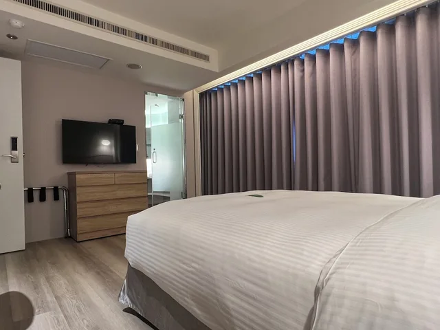 Superior, Double Bed, Forward Hotel Taipei 2/5