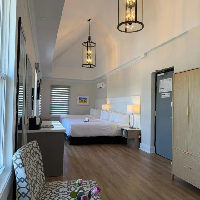 غرفة سوبيريور بسرير مزدوج، Colonial Hotel & Suites 2/5
