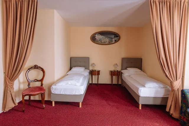 جناح عائلي، Pannonia Hotel 1/7