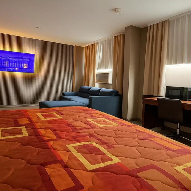 جناح سوبيريور، Hotel Pergola JFK Airport 1/2