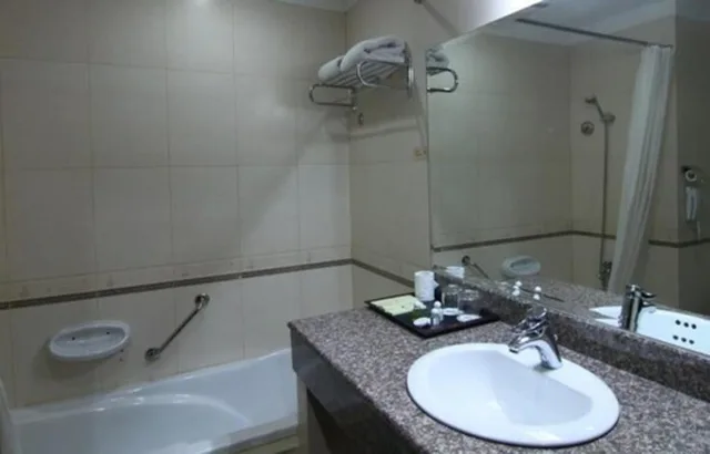 غرفة سوبيريور بسرير مزدوج، Golden View Hotel Batam 1/2