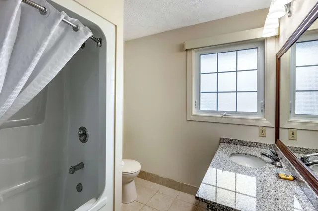 غرفة قياسية بسرير كوين، Best Western Kincardine 8/8