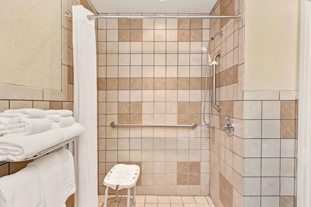 غرفة قياسية بسرير كوين لذوي الإعاقة، Microtel Inn And Suites By Wyndham Jasper 2/2