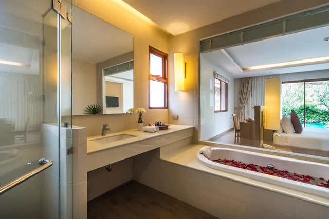 Premier, Deluxe, Hot Tub, Pool Access، Ayrest Hotel 7/8