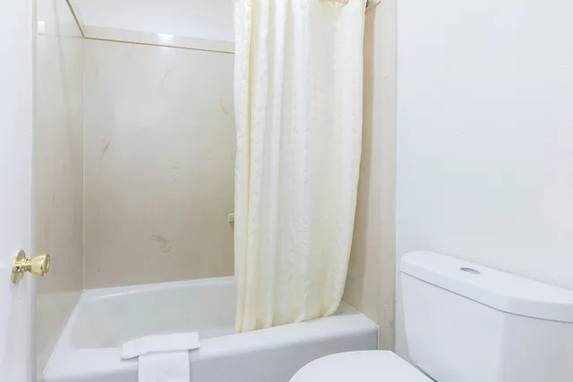 غرفة بسرير كينج، OYO Hotel DeRidder Hwy 171 North 8/8
