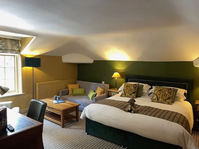 Family Suite, King Bed, Trundle Bed, The Kings Head 3/9