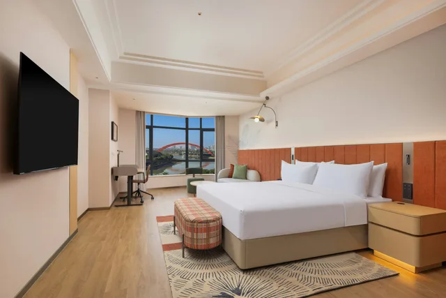 جناح ديلوكس بسرير كينج بشرفة، Hilton Garden Inn Dongguan Wanjiang Jiangjing Road 1/2