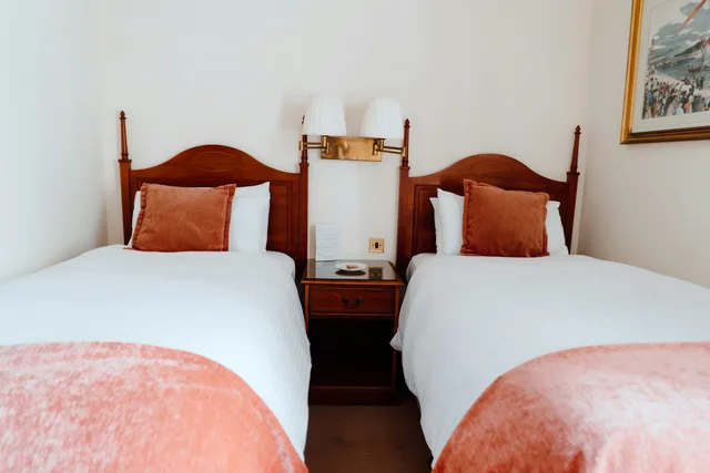 Standard, Twin Beds, Royal Hotel Stornoway 1/1