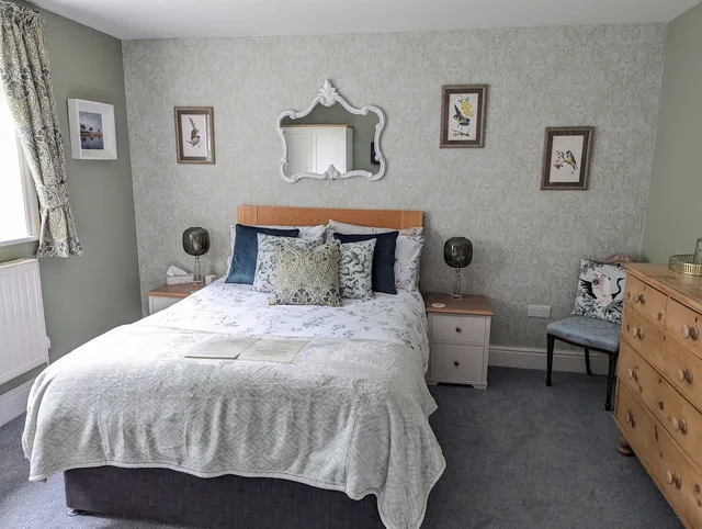 غرفة قياسية بسرير كوين بإطلالة على الحديقة، The Agent S House Bed Breakfast 4/6