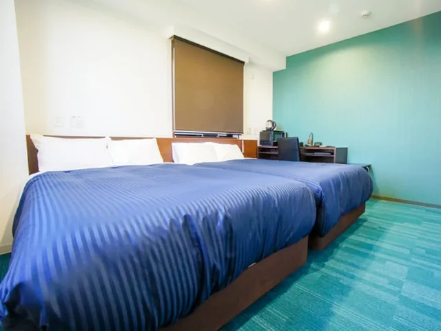 غرفة بسريرين منفصلين، Hotel Livemax Hashima Ekimae 2/4