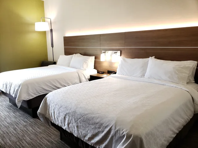 غرفة بسريرين كوين، Holiday Inn Express Edgewood Aberdeen Bel Air 3/6