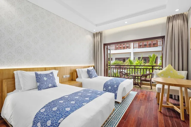 Faifo Twin with Pool View، Wafaifo Resort Hoi An 1/6