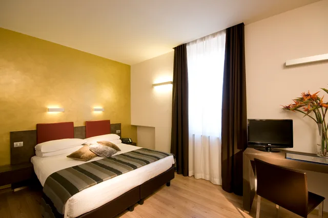 غرفة سوبيريور بسرير مزدوج، Trevi Hotel 2/4