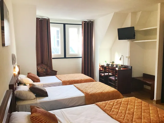 غرفة قياسية رباعية بسرير مزدوج وسريرين منفصلين، HOTEL ANGELIC-MYRIAM 8/10