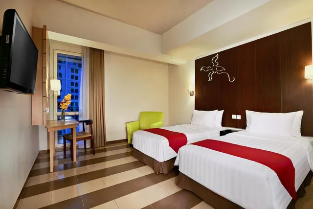 غرفة سوبيريور بسريرين منفصلين، Atria Hotel Gading Serpong 2/2