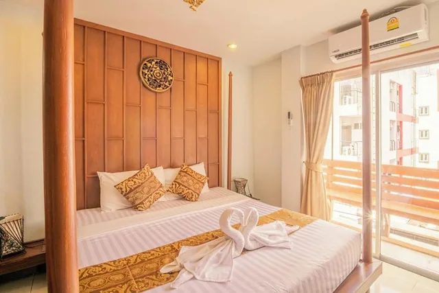 غرفة ديلوكس بسريرين منفصلين، Lotus Hotel Patong 1/10