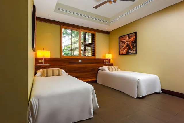 3 Bedrooms, Villa, Twin Beds, 2 King Beds, Sofa, Trou aux Biches Beachcomber Golf Resort and Spa 4/4