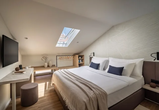 Villa, Queen Bed, Old Town View، Valamar Riviera Hotel & Residence 2/10