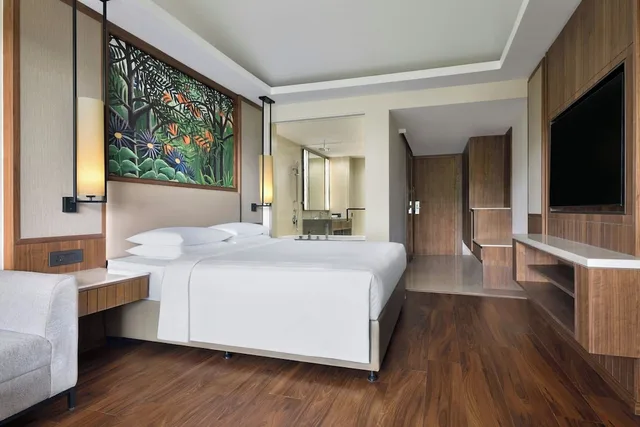 غرفة ديلوكس بسرير كينج بحوض استحمام، Courtyard by Marriott Mahabaleshwar 10/10