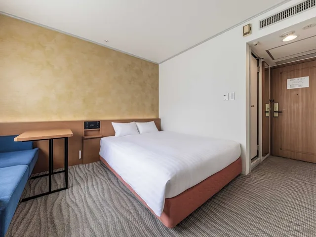 Premium, Queen Bed, City Side، Nishitetsu Inn Fukuoka 3/9