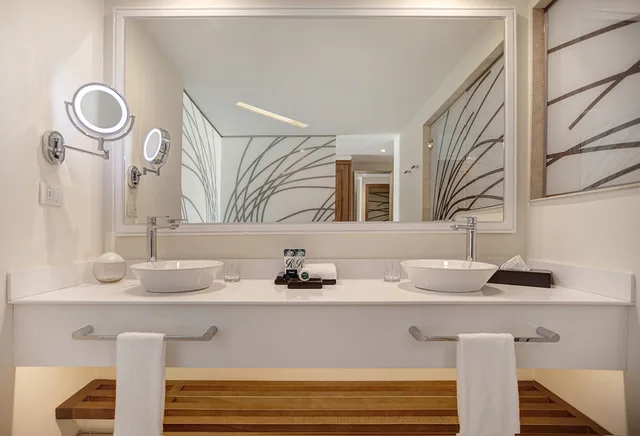 Diamond Club, Family Suite, Luxury, Ocean View، Royalton Negril, An Autograph Collection All-Inclusive Resort 3/4