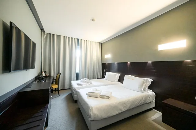 غرفة قياسية بسريرين منفصلين، Hotel Selene 2/2