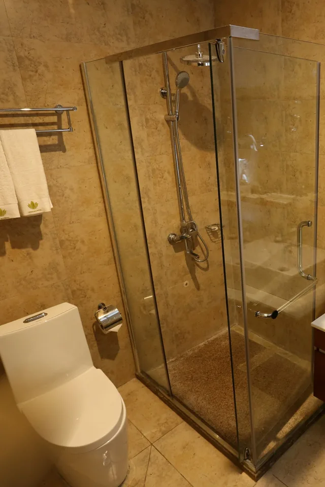 غرفة ديلوكس بسرير كوين، Lotus Blu Hotel 7/7