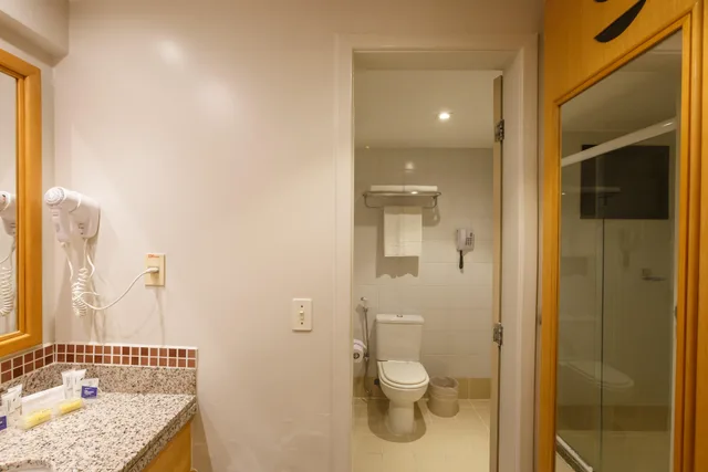 Deluxe, Double Bed, Side View, Blue Tree Towers Fortaleza Beira Mar 4/5