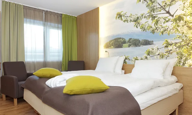 غرفة قياسية بسرير مزدوج، Thon Hotel Varsog 2/2