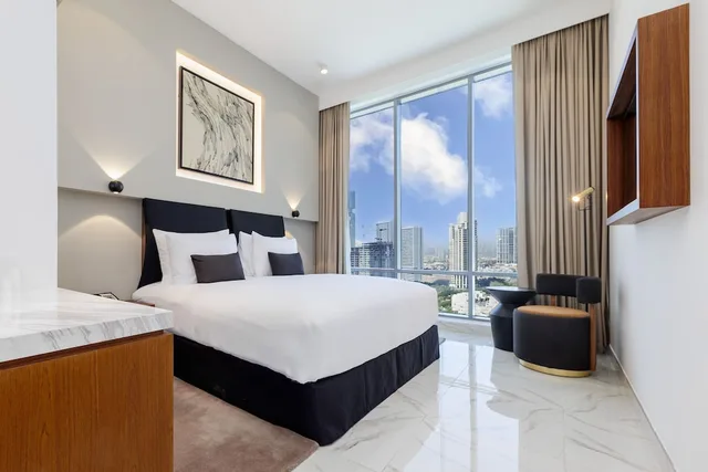 Standard, Laundry، Holiday Inn Dubai Village Circle 4/9