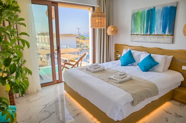 جناح بانورامي جونيور بمسبح خاص، Alia Luxury Suites and Spa 1/4