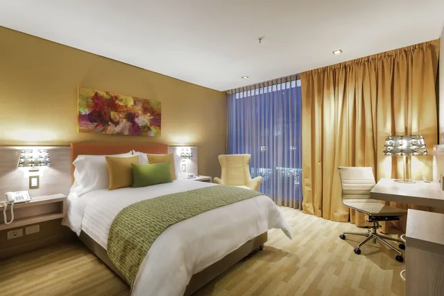 جناح جونيور بسرير مزدوج مع أريكة، Hotel El Dorado Bogota 2/3