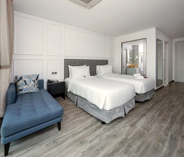 غرفة ديلوكس بسريرين منفصلين، Wyndham Danang Golden Bay 4/7