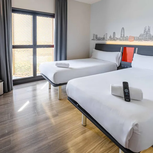 غرفة بسرير فردي لذوي الإعاقة، easyHotel Barcelona Fira 2/10