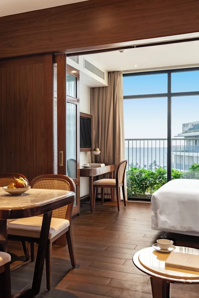 غرفة تنفيذية بسريرين كوين بإطلالة على البحر بمنطقة جلوس، Best Western Premier Sonasea Phu Quoc 10/10