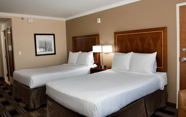 غرفة بسريرين مزدوجين، Hotel Executive Suites 3/10
