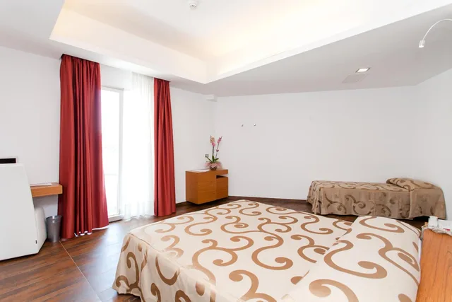 Room, Triple, Sciali Hotel 2/10