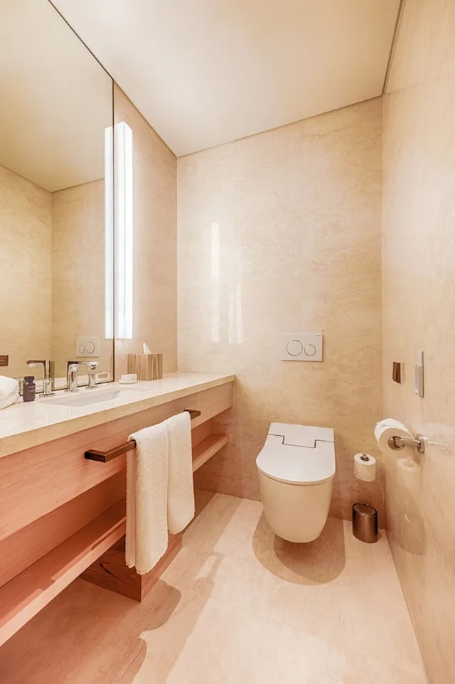 Monogram, Suite, King Bed, Ocean View, Monogram Lounge Access, Shilla Monogram Danang 5/8