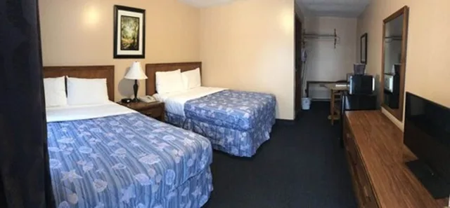 غرفة بسريرين مزدوجين، Moonlite Motel Niagara Falls 1/2