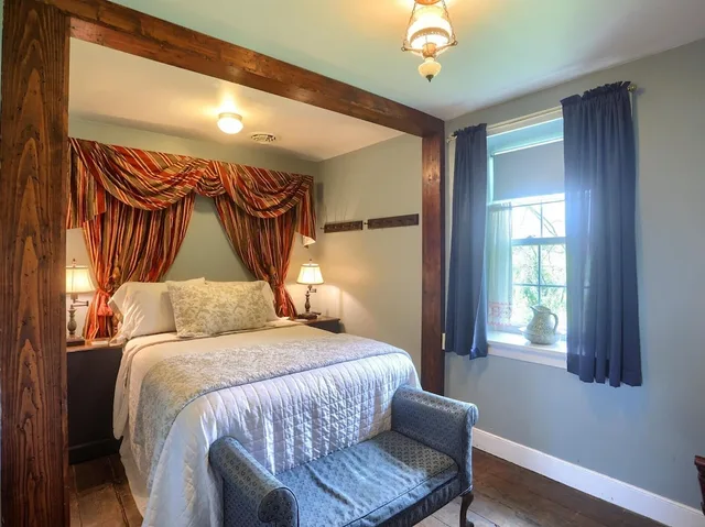 جناح بسرير كينج، Battlefield Bed &amp; Breakfast Inn 1/10