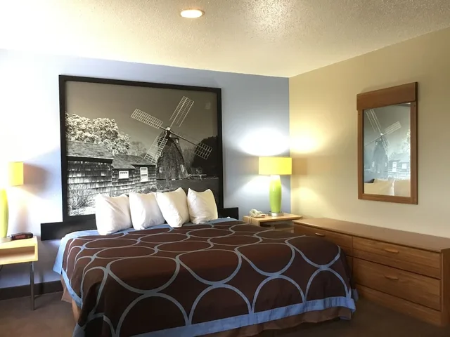 غرفة بسرير مزدوج لذوي الإعاقة، Super 8 by Wyndham Newburgh/West Point Near Stewart Airport 3/6