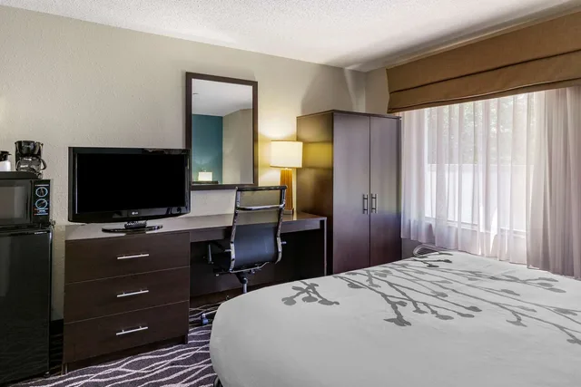 غرفة بسرير كوين لذوي الإعاقة، Sleep Inn Fayetteville I-95 2/3